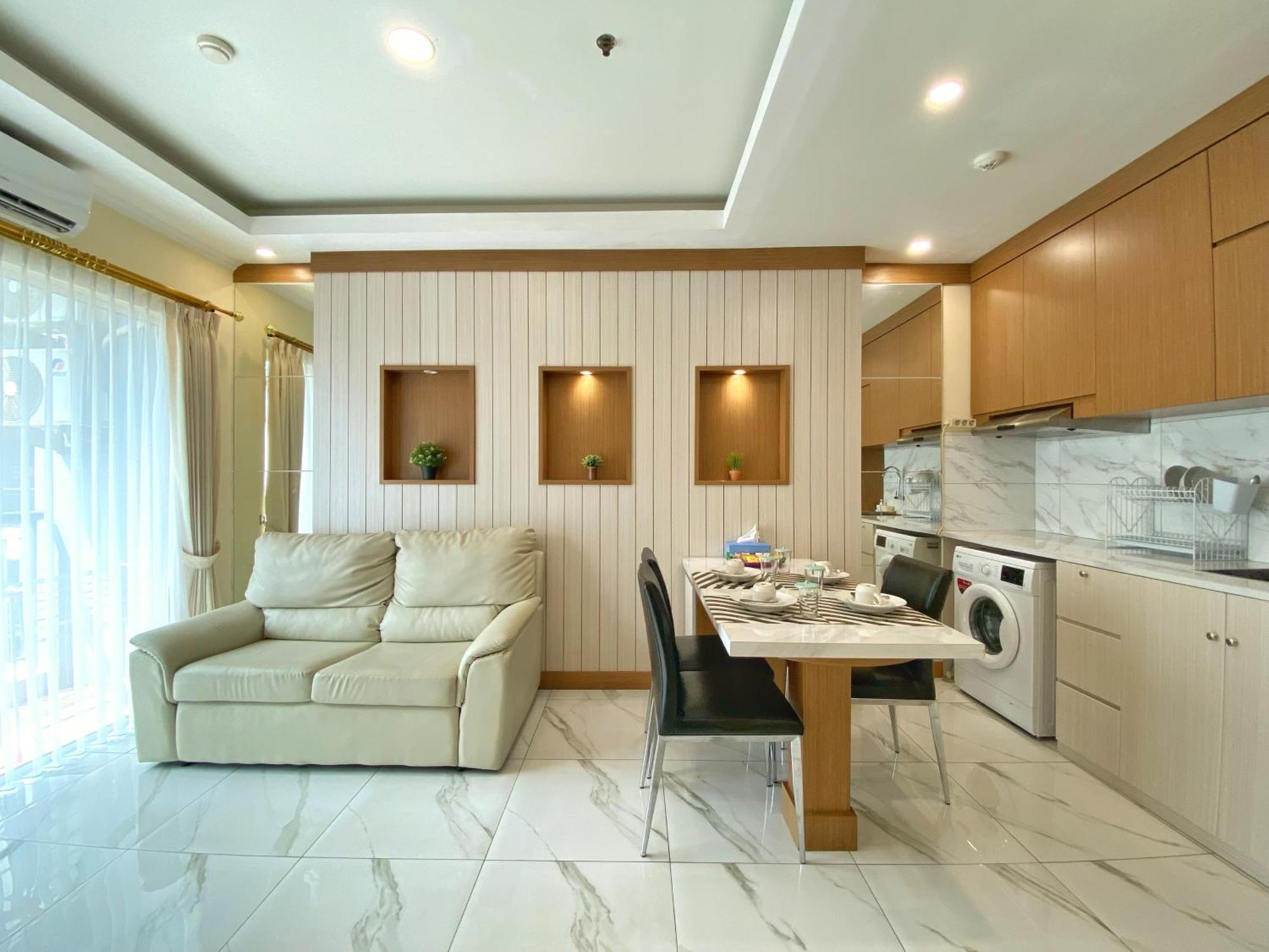 Ravarine Suite Apartment จาการ์ตา ภายนอก รูปภาพ