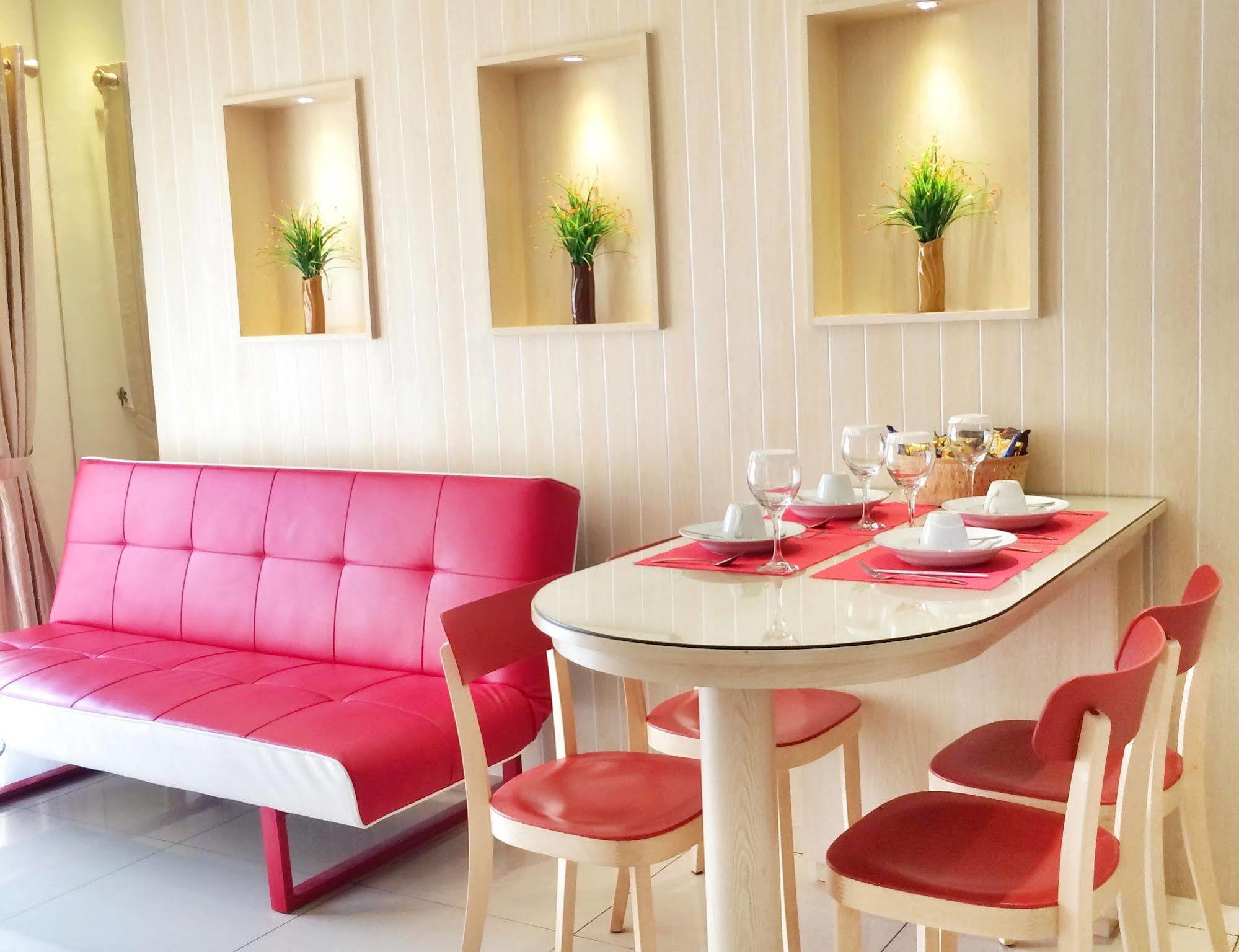 Ravarine Suite Apartment จาการ์ตา ภายนอก รูปภาพ